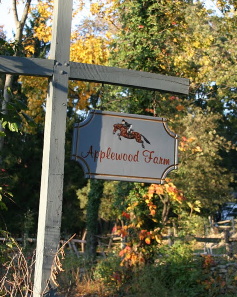 Applewood Farm Sign